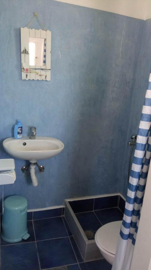 Sweet Home With Two Beds -One Single Room- With Beautiful View! アギア・マーリナ エクステリア 写真